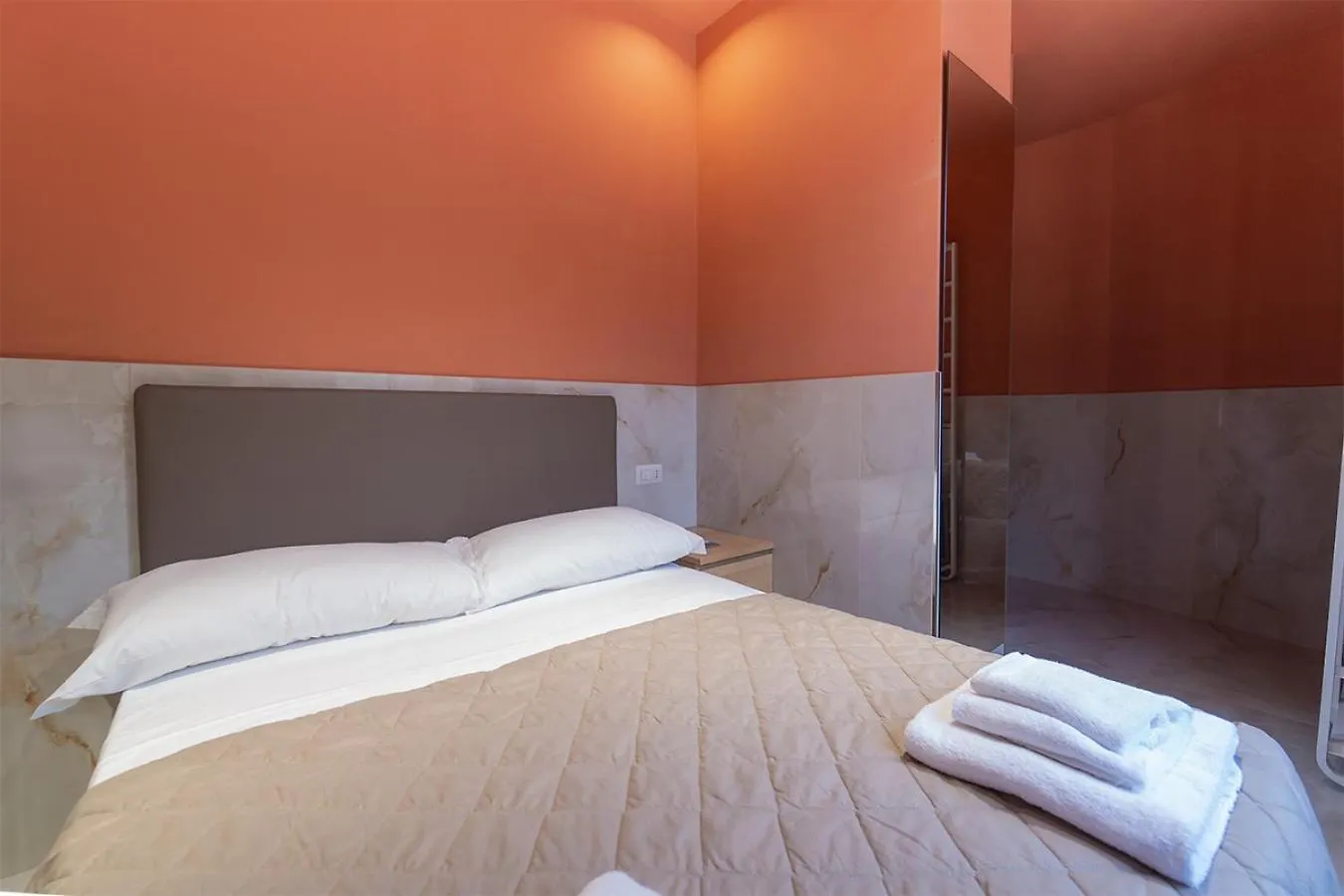 *** ゲストハウス ホテル Pc Boutique H Napoli Centro, By Clapa Group イタリア