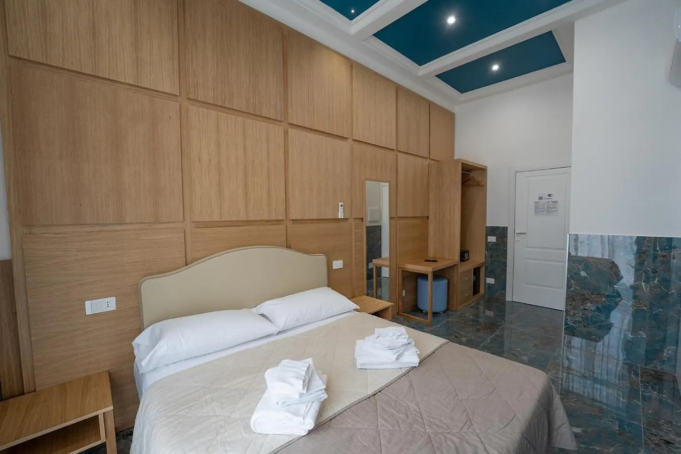 Hotel Pc Boutique H Napoli Centro, By Clapa Group 3*, Neapol