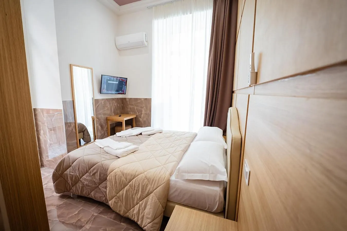 Pc Boutique H Napoli Centro, By Clapa Group Hotel Itália