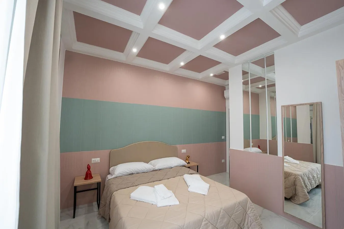 Pc Boutique H Napoli Centro, By Clapa Group Hotel Guest house