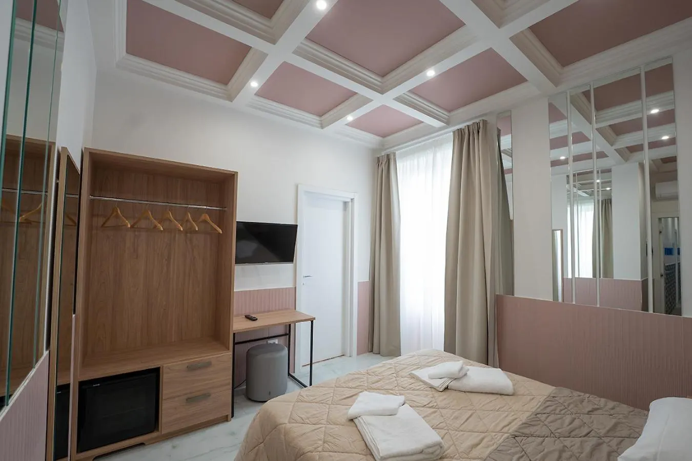 Pc Boutique H Napoli Centro, By Clapa Group Hotel 3*, Naples